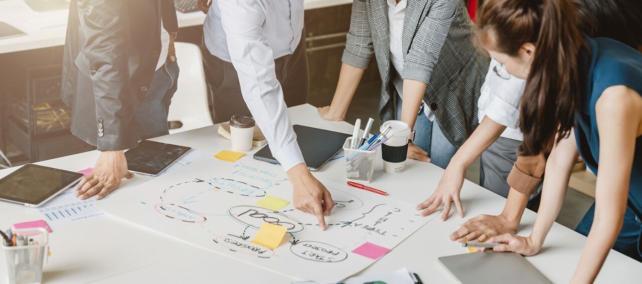 Business people in a brainstorming session