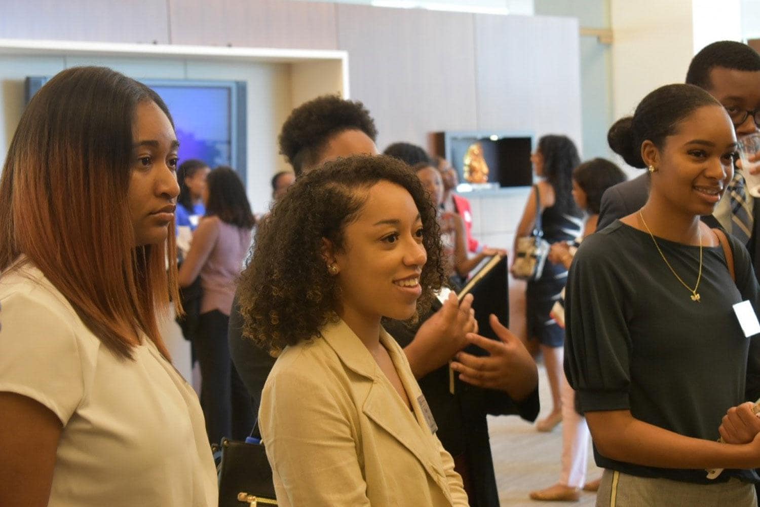 Young Black women attending the SAS HBCU STEM Connect event