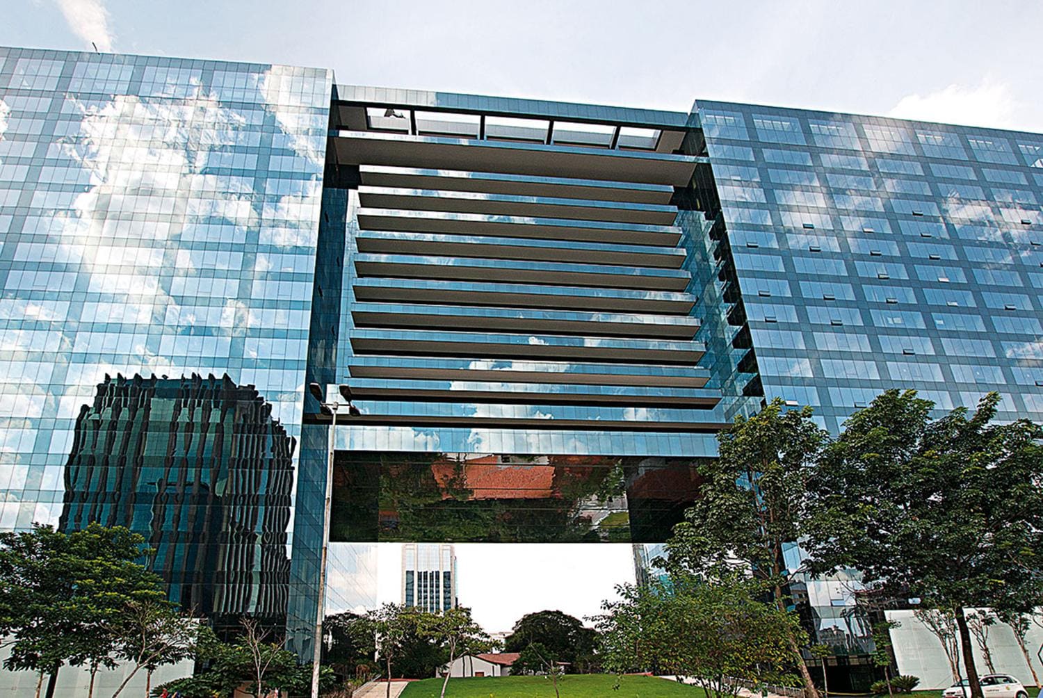 Edificio de oficinas en Sao Paulo, Brasil