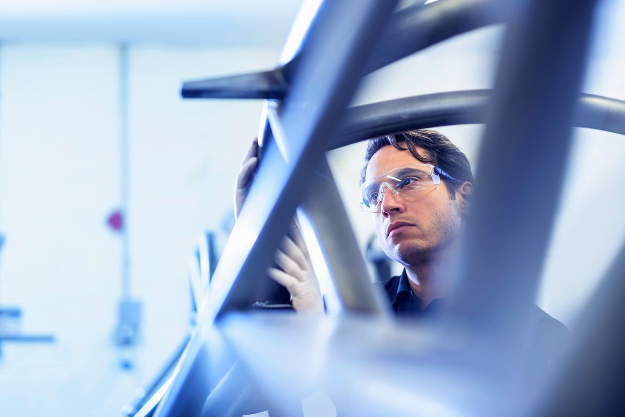 Innovation at SAS Engineer performing an inspection