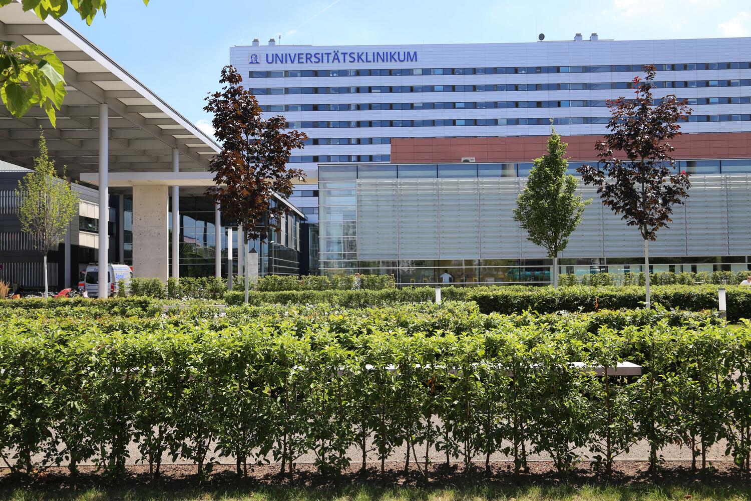 Frankfurt University Hospital outside
