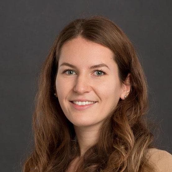 Headshot of Anja Vrecer